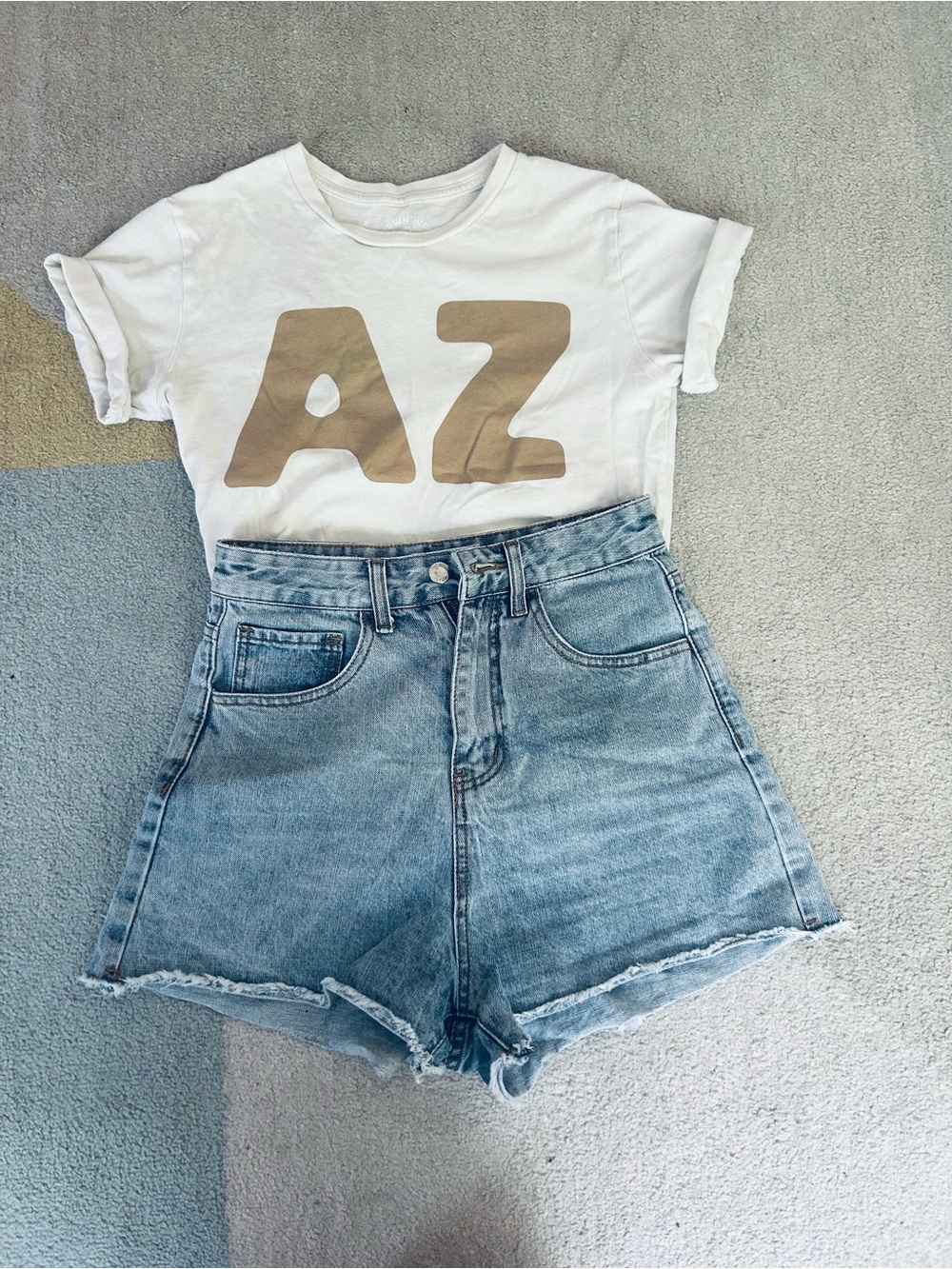 Cream Uptown Hippie Short-Sleeve Tee with Beige 'AZ' Graphic